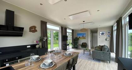 2-bedroom chalet with terrace