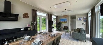 2-bedroom chalet with terrace