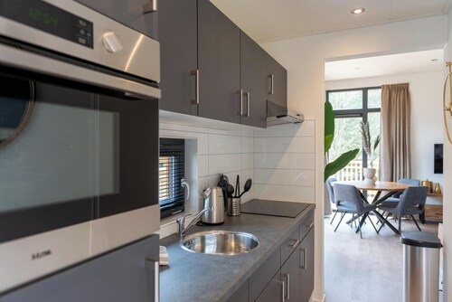 Chalet met 2 slaapkamers en veranda