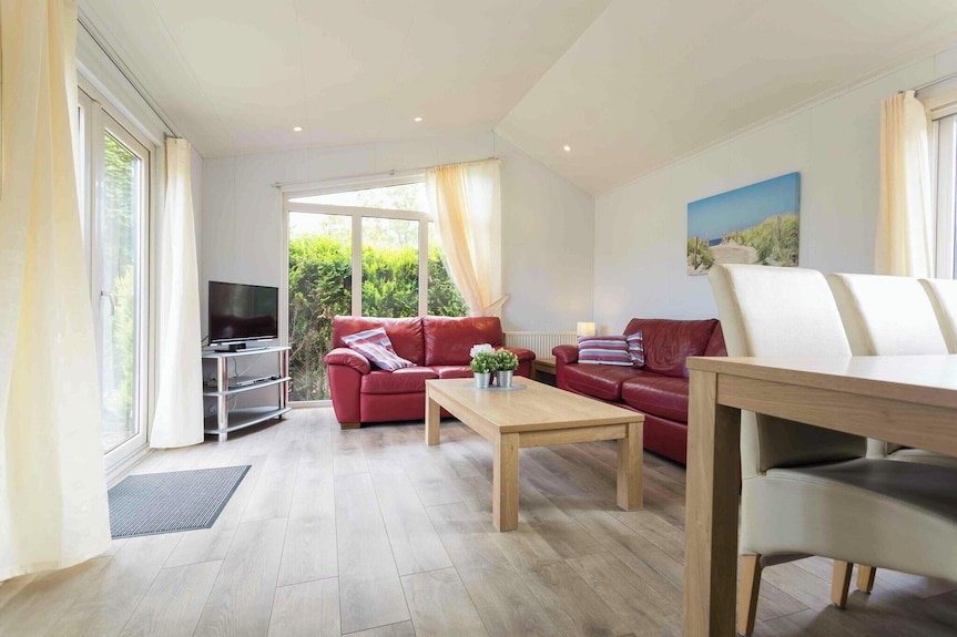 A Spacious And Detached Holiday Home For 6 People On The Coast - Alkmaar