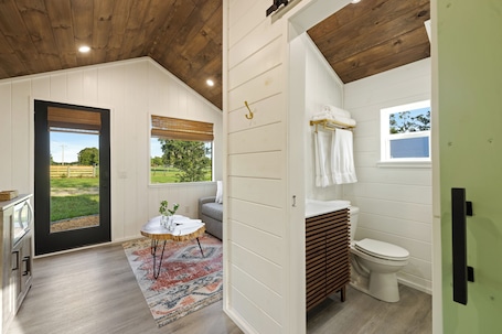 1 habitación, espacio para trabajar con laptop y wifi gratis