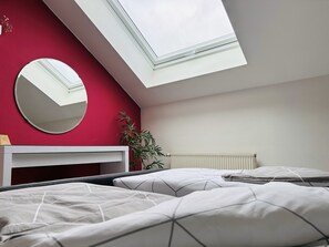 2 bedrooms, desk, iron/ironing board, travel crib - Dream vacation in the Black Forest (Dornstetten)