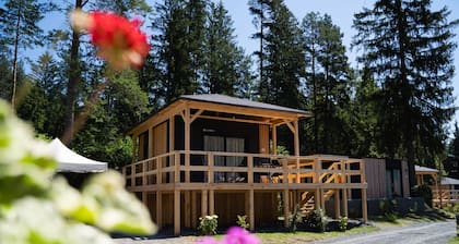 2-person holiday home with 1 bedroom and bathtub