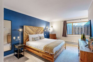 1 bedroom, internet, bed sheets