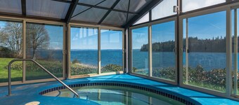 Charming Condo with Views of Port Ludlow & the Puget Sound