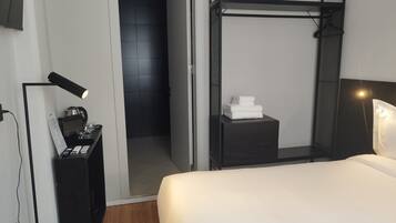 1 chambre, coffres-forts dans les chambres, bureau, Wi-Fi