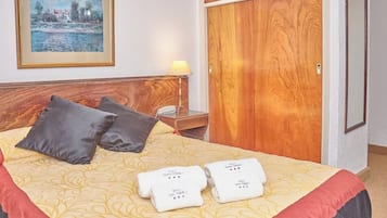 1 chambre, coffres-forts dans les chambres, bureau, Wi-Fi