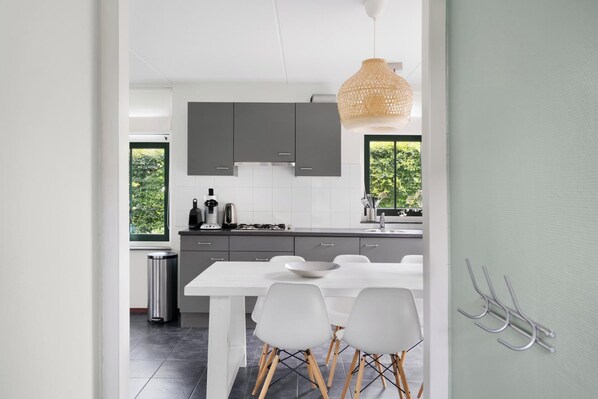 Fridge, microwave, dishwasher