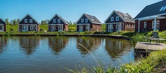 Waterfront villa with 4 bedrooms