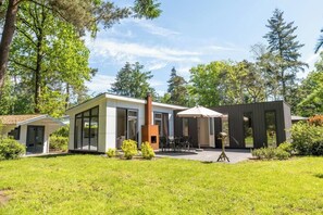 Exterior - L-Pavilion 6 (IJhorst)