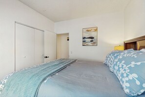 3 bedrooms, internet, bed sheets