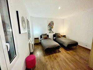 Room - CITY HEART, HOUSE & GARDEN (2min walk to MONACO) (Beausoleil)