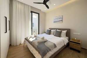 Apartment, 3 Bedrooms, Balcony, Mountain View