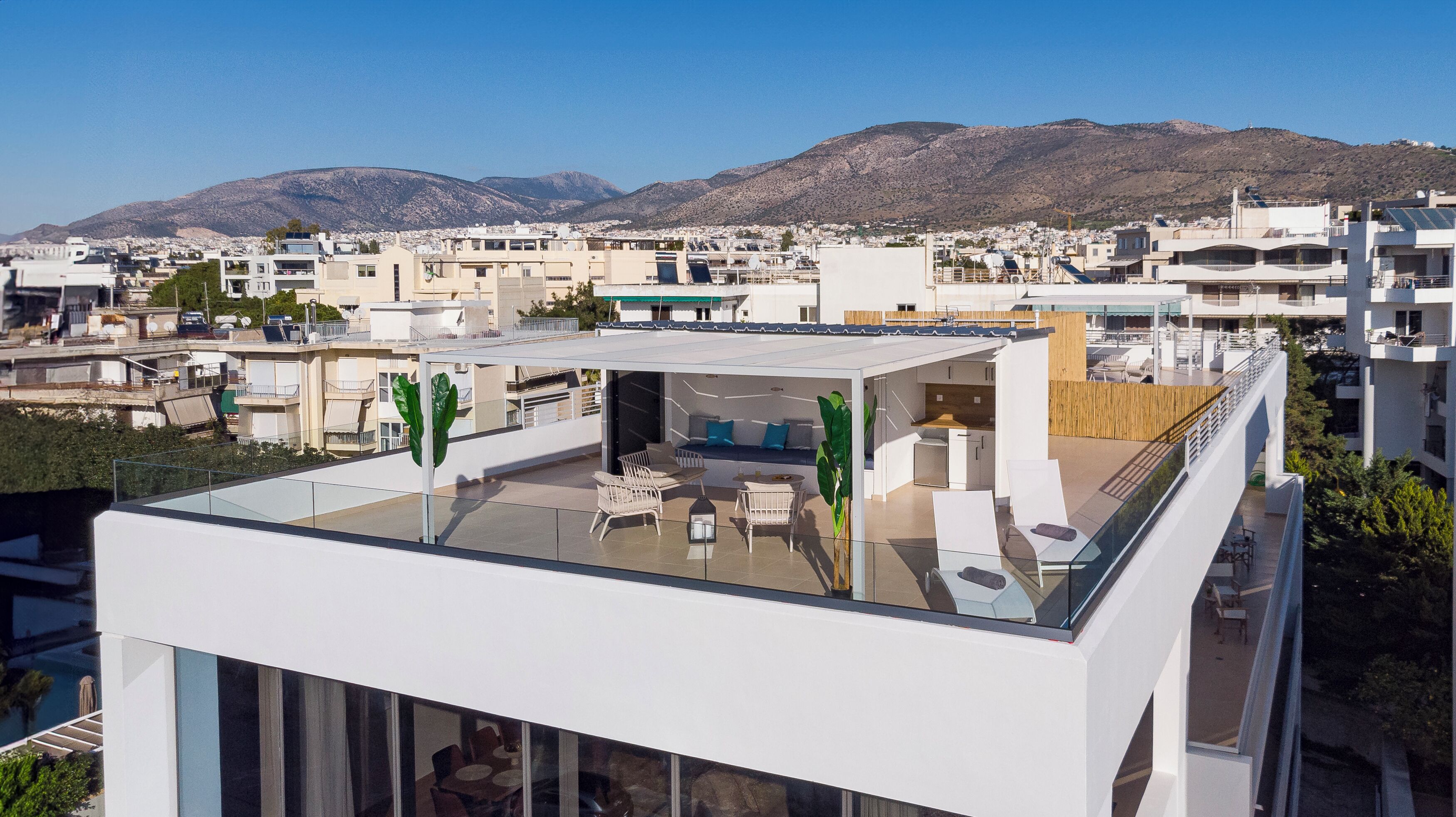 Apartment, 3 Bedrooms, Balcony, Mountain View | Balcony