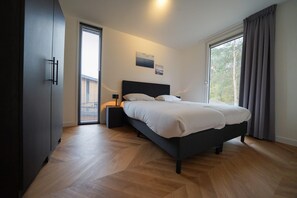 5 bedrooms, WiFi - 5-bedroom chalet with terrace (Belfeld)