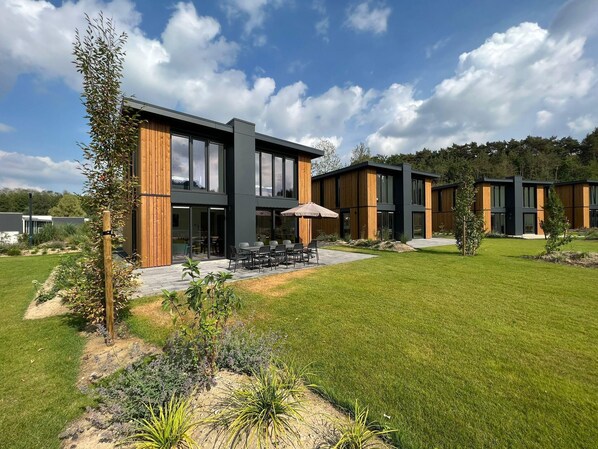 Exterior - 5-bedroom chalet with terrace (Belfeld)