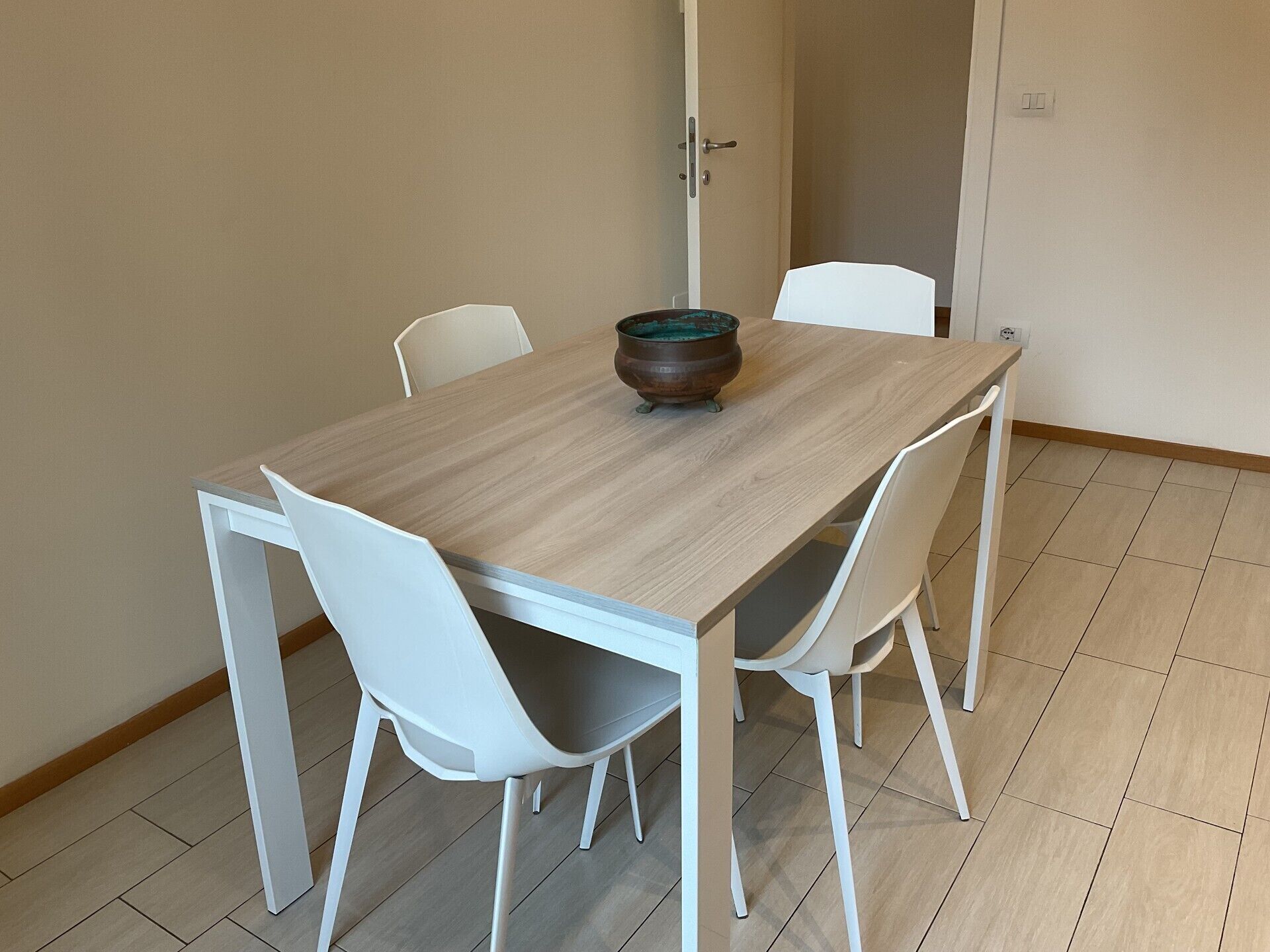 Apartamento conforto, vista para a cidade | Área de estar