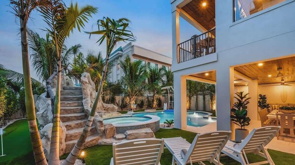 Outdoor pool, a heated pool