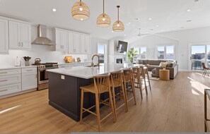 Villa - 6BR Heated Pool Hot Tub Game Room Elevator (Brigantine)