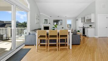 6 bedrooms