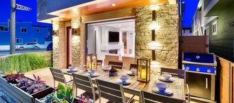 7 Br 2 Hot Tubs Rooftop Beach Block Ocean View