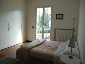 2 Schlafzimmer, Bügeleisen/Bügelbrett, WLAN, Bettwäsche