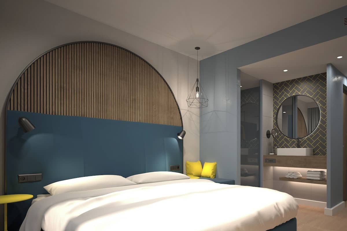 Soundproofing, free WiFi, bed sheets