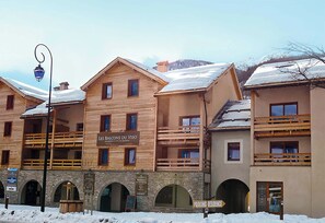 Front of property - Madame Vacances Les Balcons du Viso (Abriès-Ristolas)