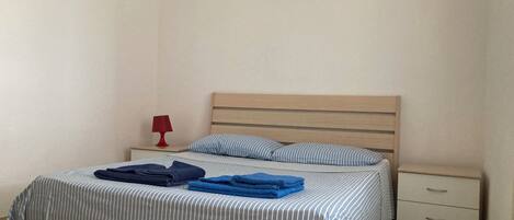 3 chambres, draps fournis