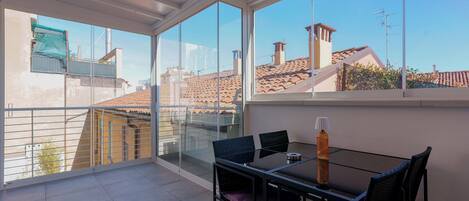 Deluxe Penthouse, 3 Bedrooms | Terrace/patio