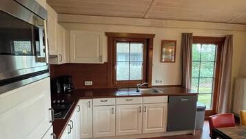 Fridge, microwave, dishwasher, coffee/tea maker