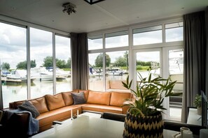 Interior - Waterlodge with 2 bedrooms (Olburgen)