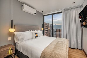 2 bedrooms, iron/ironing board, WiFi, bed sheets - Morph 1602 - Luxury escape in Poblado/Jacuzzi/AC (Medellín)