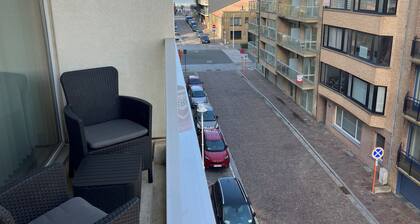 New Haven 402 T3 in Nieuwpoort-Bad