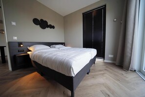 4 bedrooms