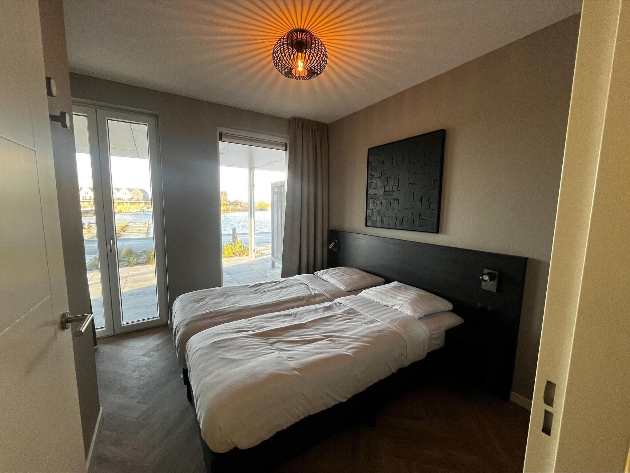 8-people Flat With 4 Bedrooms And 2 Bathrooms - 캄펀