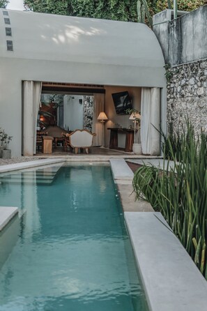 Piscine extérieure