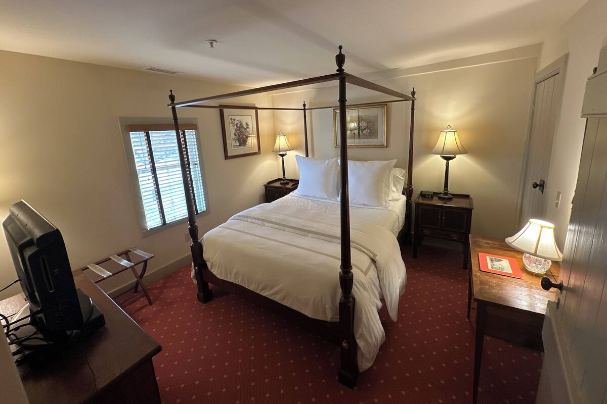 Junior Suite | Iron/ironing board, WiFi (free)
