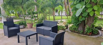 Soleada villa al pie de Laguna Milagros, a minutos de Chetumal y Bacalar