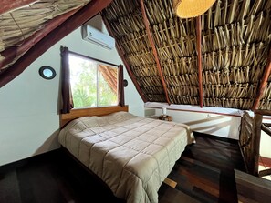 2 室のベッドルーム、セーフティボックス (室内)、WiFi (無料)、ベッドシーツ