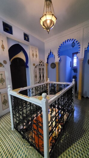 Front of property - Hotel Gernika (Chefchaouen)