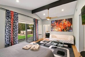 3 sovrum, skrivbord, strykjärn/strykbräda och wi-fi