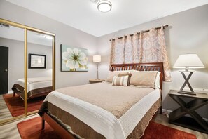 4 Schlafzimmer, Schreibtisch, Bügeleisen/Bügelbrett, kostenloses WLAN