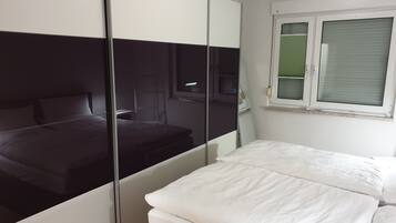 1 chambre, bureau, fer et planche Ă repasser, Wi-Fi gratuit