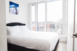2 bedrooms, iron/ironing board, travel cot, free WiFi