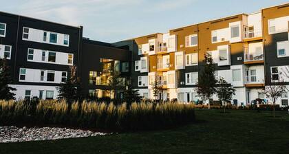 Corporate Stays Comfortable & Quiet 2BR