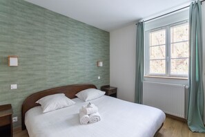 3 soverom, strykejern/-brett, wi-fi (inkludert) og sengetøy