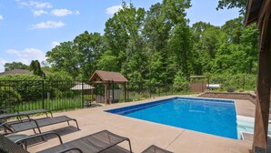 Pool - Deer Ridge Lodge | Hocking Hills, Sleeps 26, Pool (Laurelville)