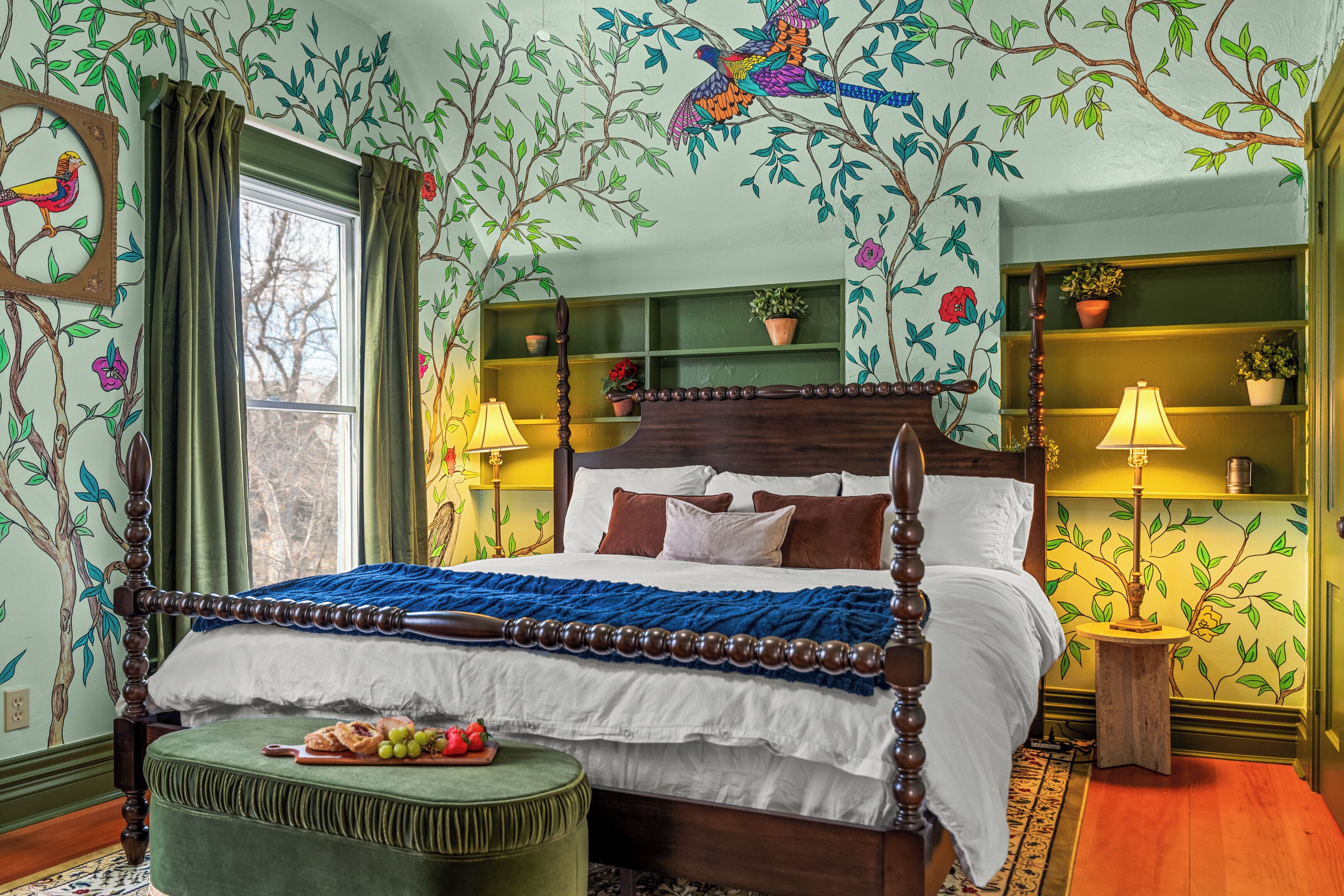 4 Schlafzimmer, Schreibtisch, Bügeleisen/Bügelbrett, Reisekinderbett