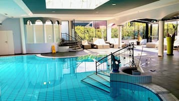Piscina interna, piscina externa